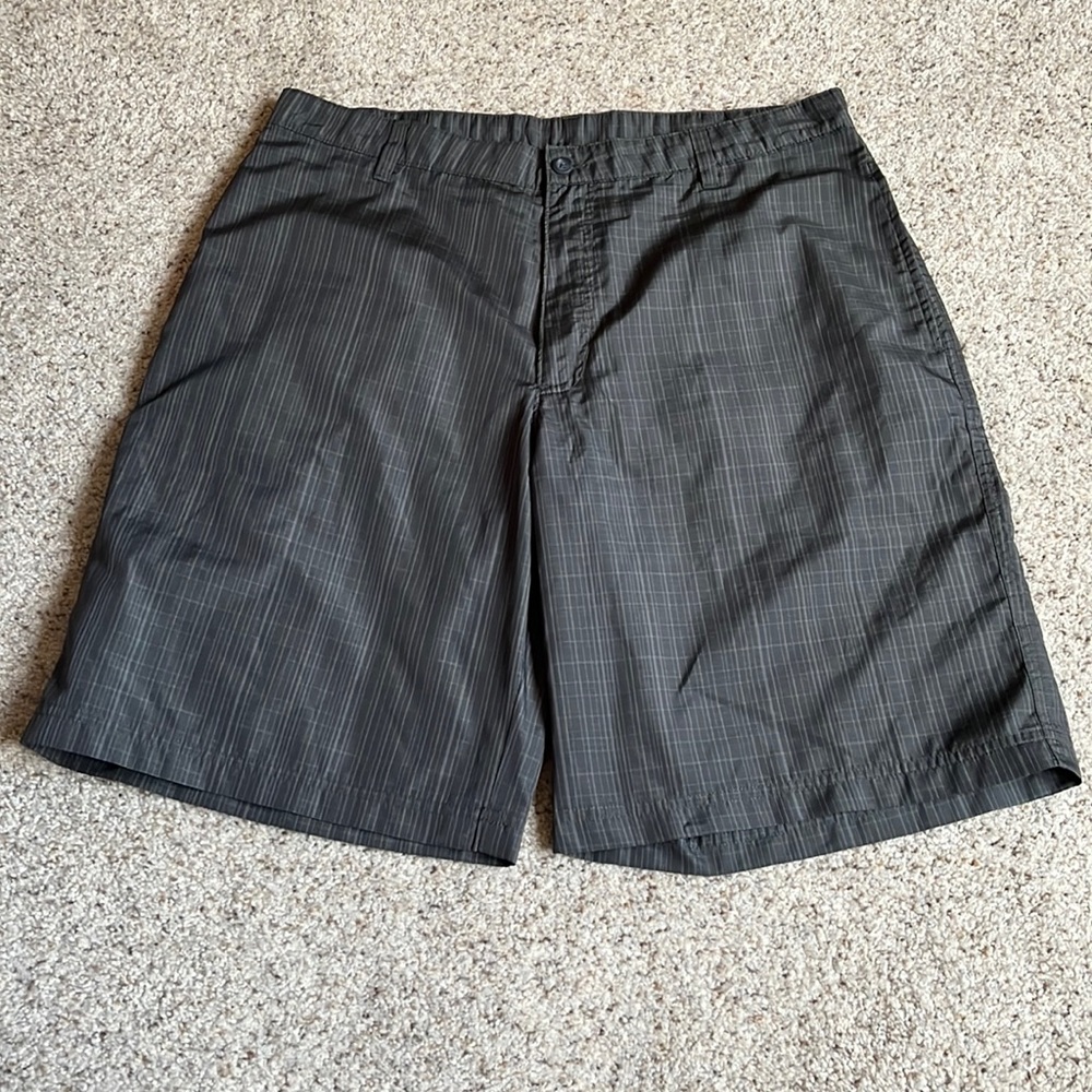 C9 Gray Plaid Pattern Shorts
